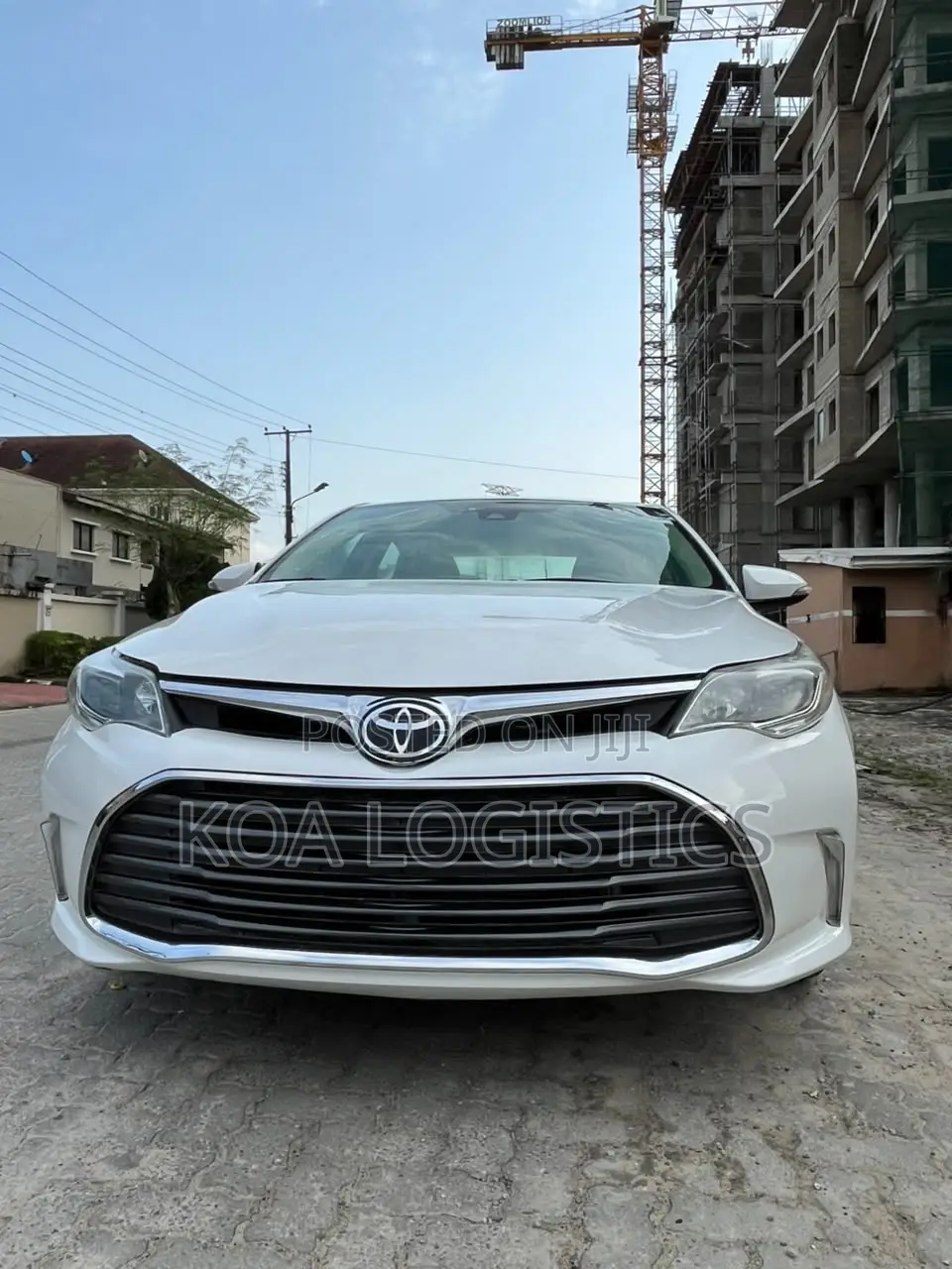 Toyota Avalon XLE (3.5L 6cyl 6A) 2018 White