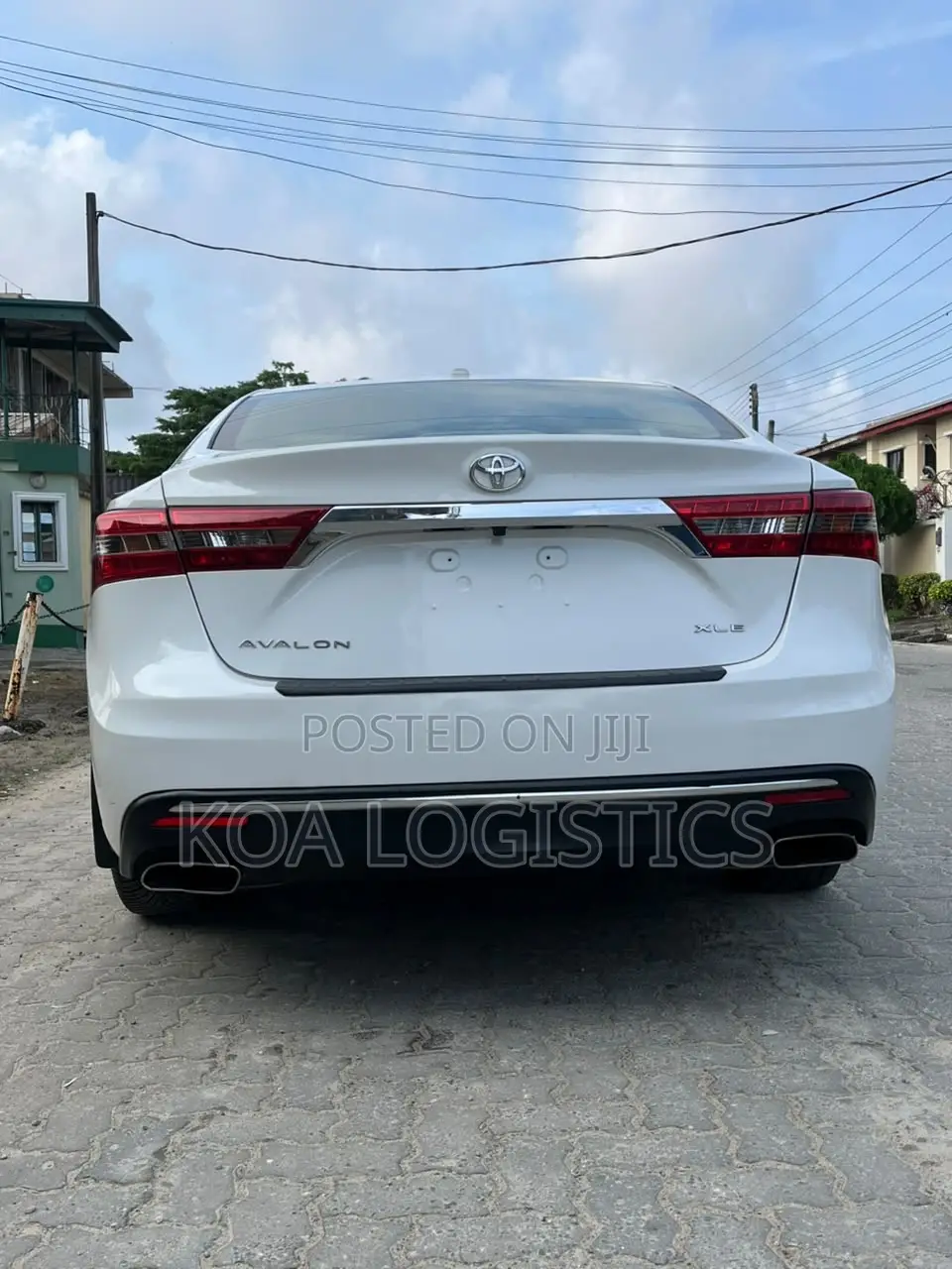 Toyota Avalon XLE (3.5L 6cyl 6A) 2018 White
