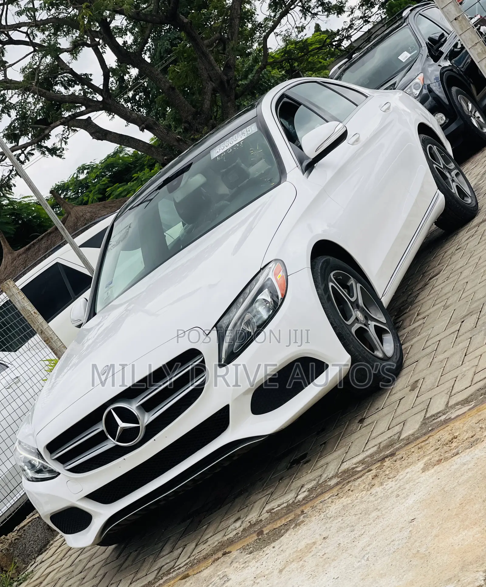 Mercedes-Benz C300 2016 White
