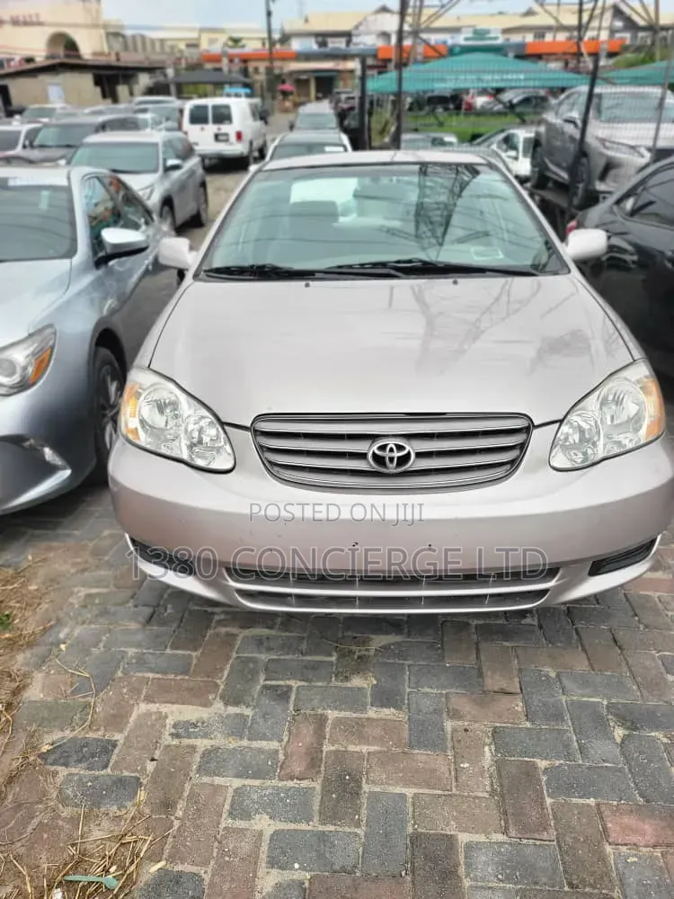 Toyota Corolla 2003 Gold