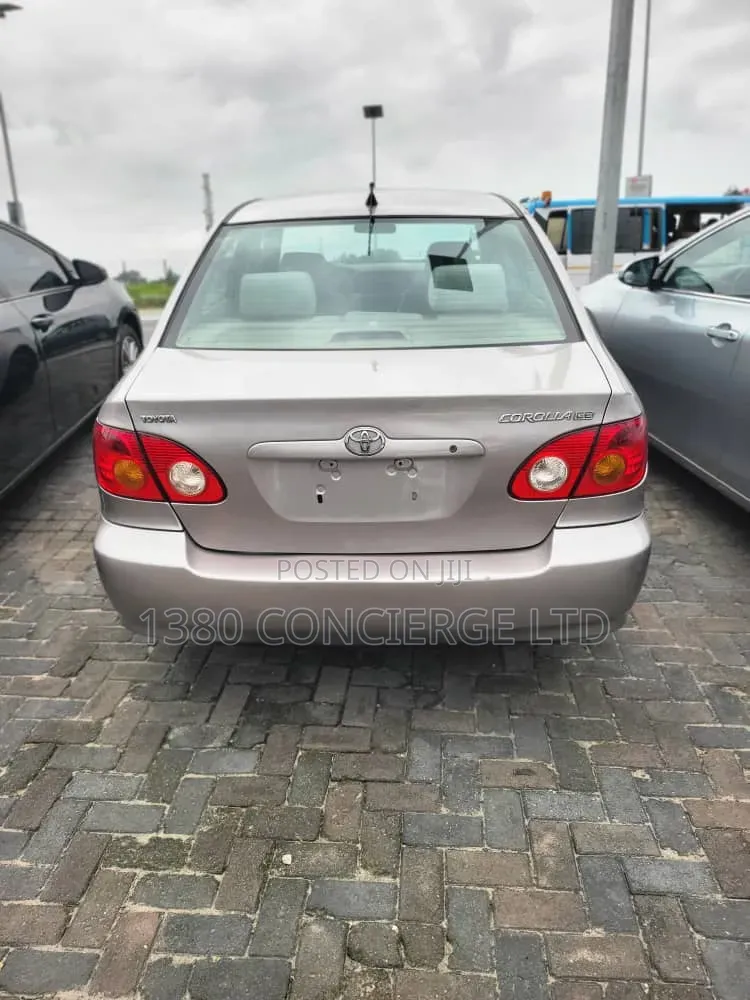 Toyota Corolla 2003 Gold