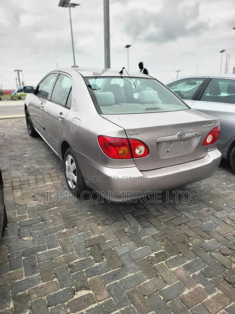 Toyota Corolla 2003 Gold