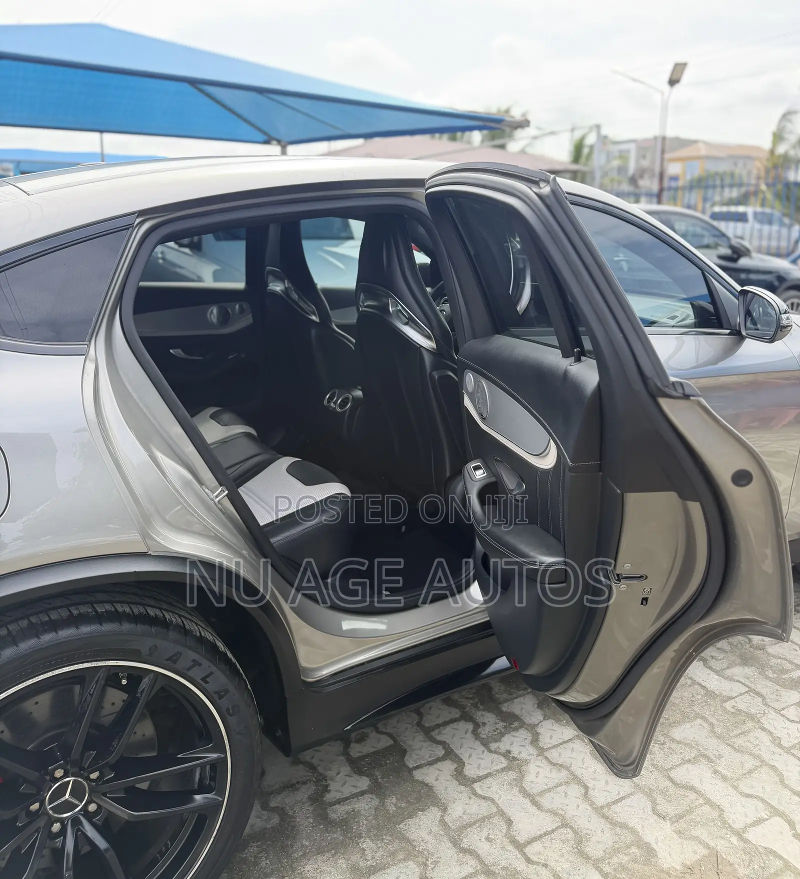 Mercedes-Benz GLC-Class 2019 Gold