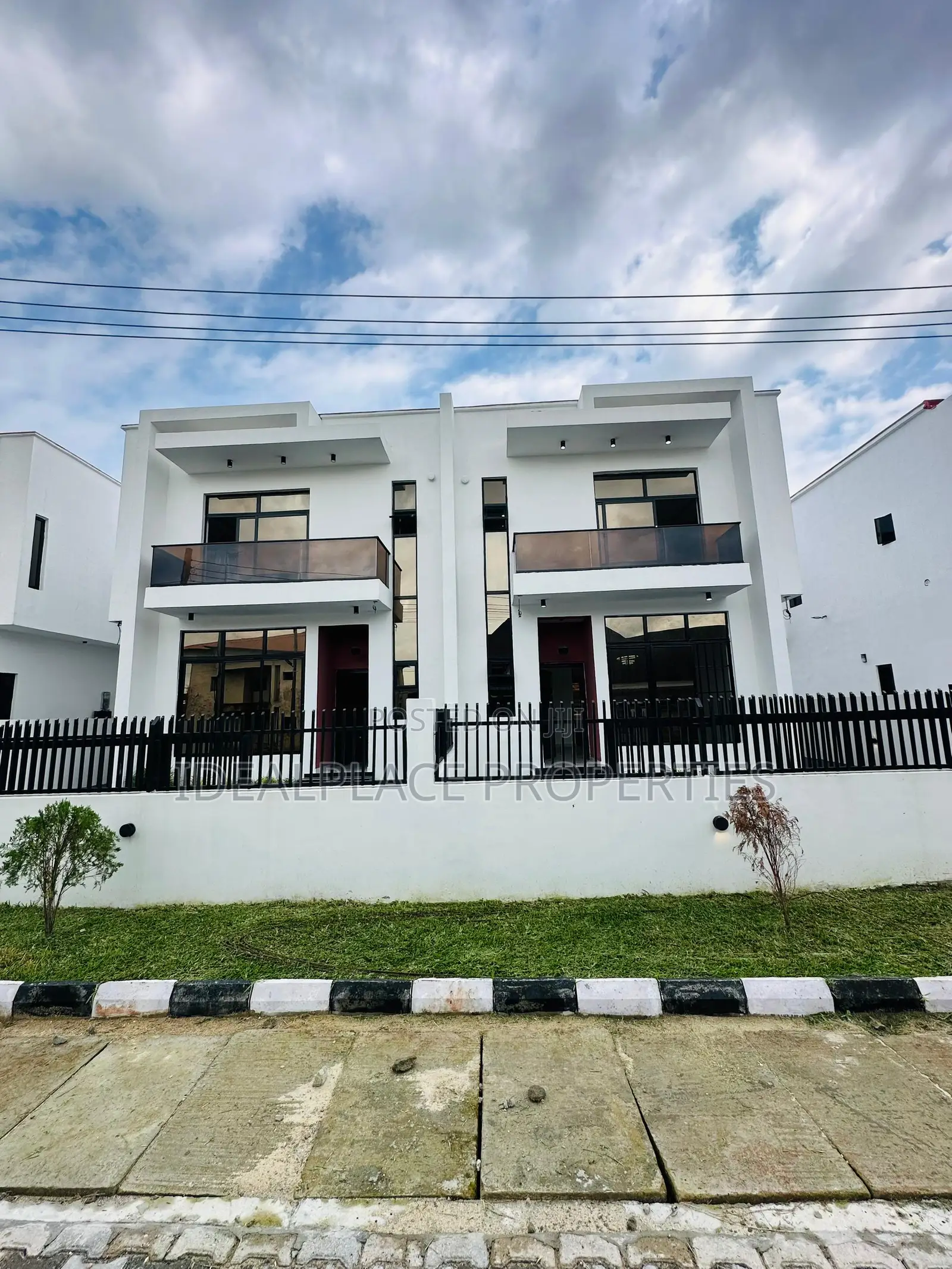4bdrm Duplex in Sangotedo for sale