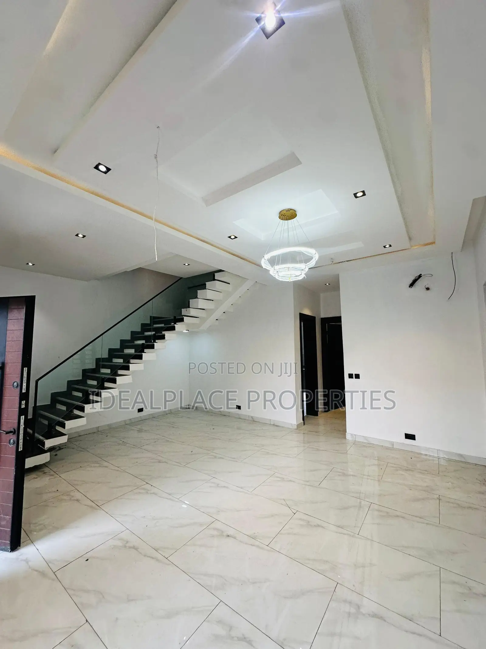 4bdrm Duplex in Sangotedo for sale