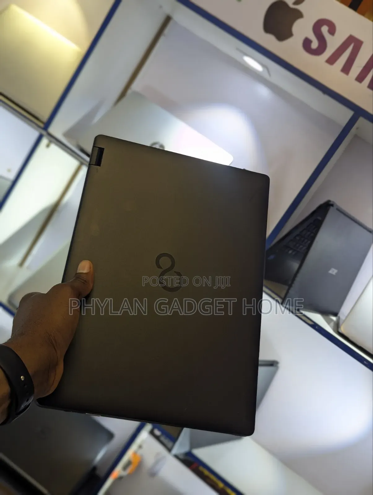 Laptop Fujitsu Amilo Li3710 8GB Intel Core i5 SSD 256GB