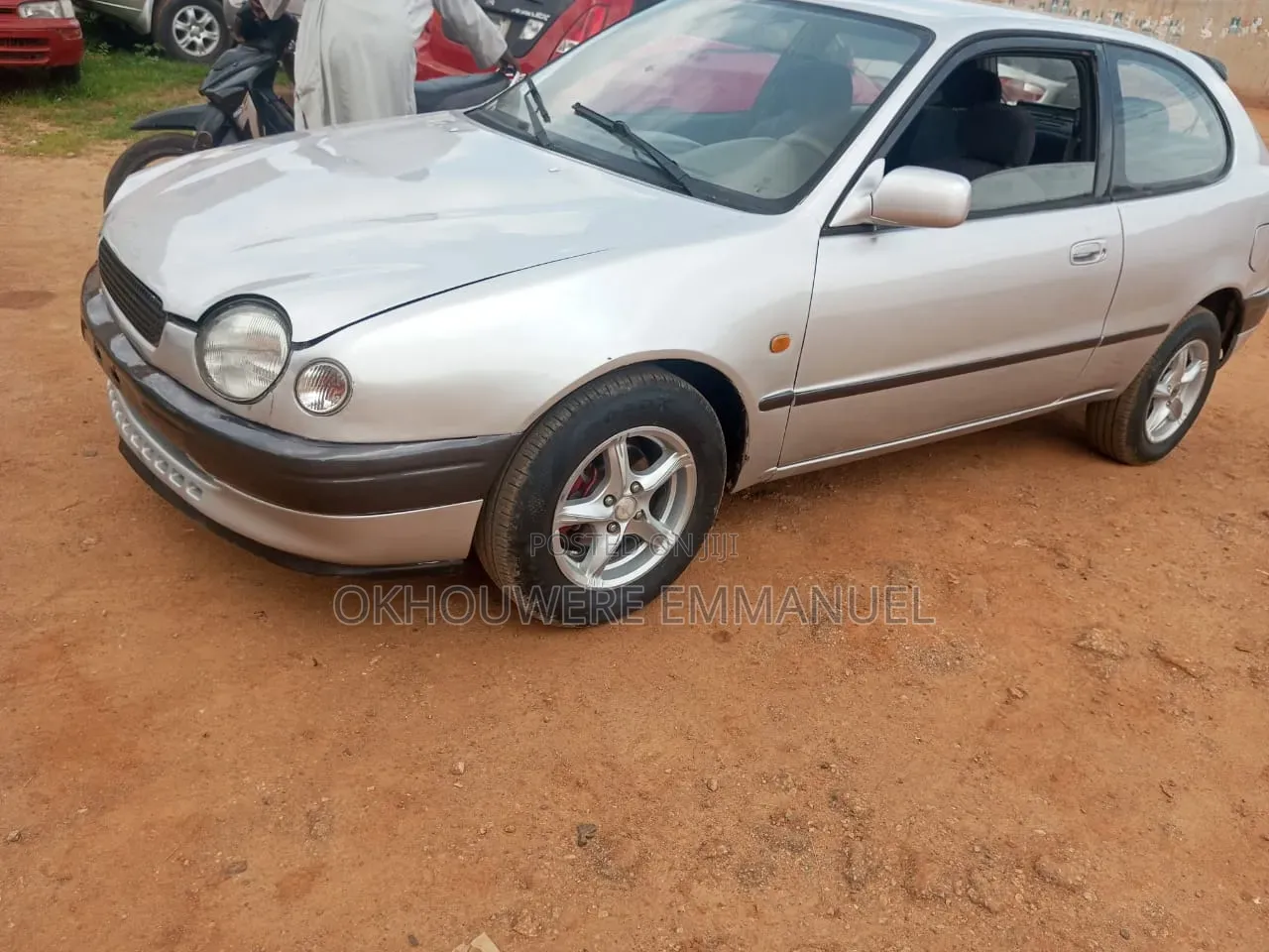 Toyota Corolla 2000 Silver