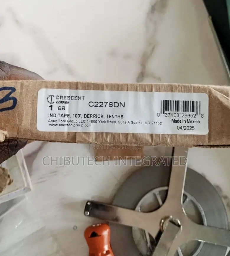 Crescent Lufkin C2276dn 100-Foot (30m) Derrick Chrome Clad Tape