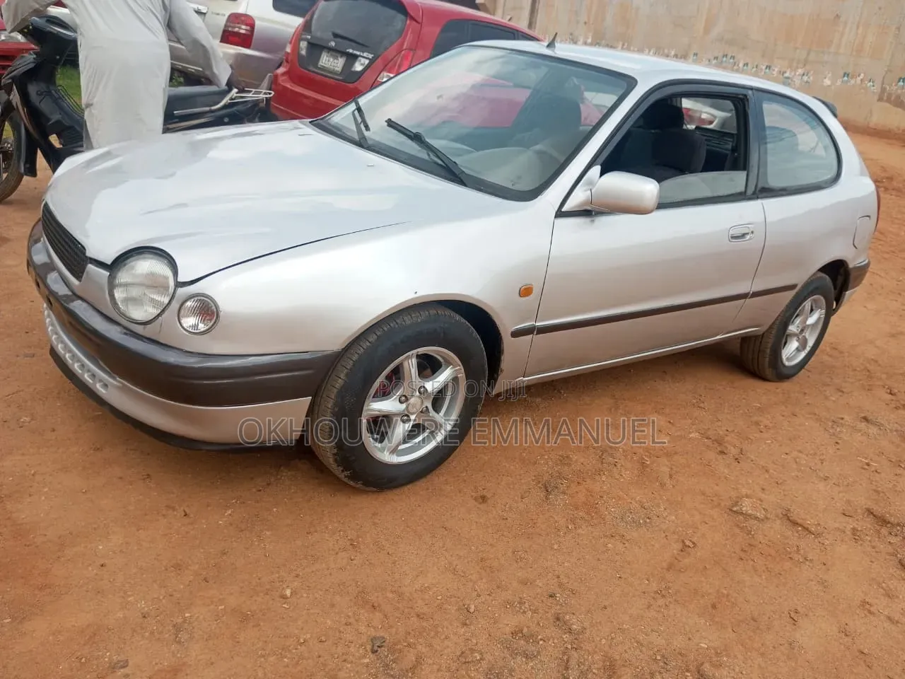 Toyota Corolla 2000 Silver