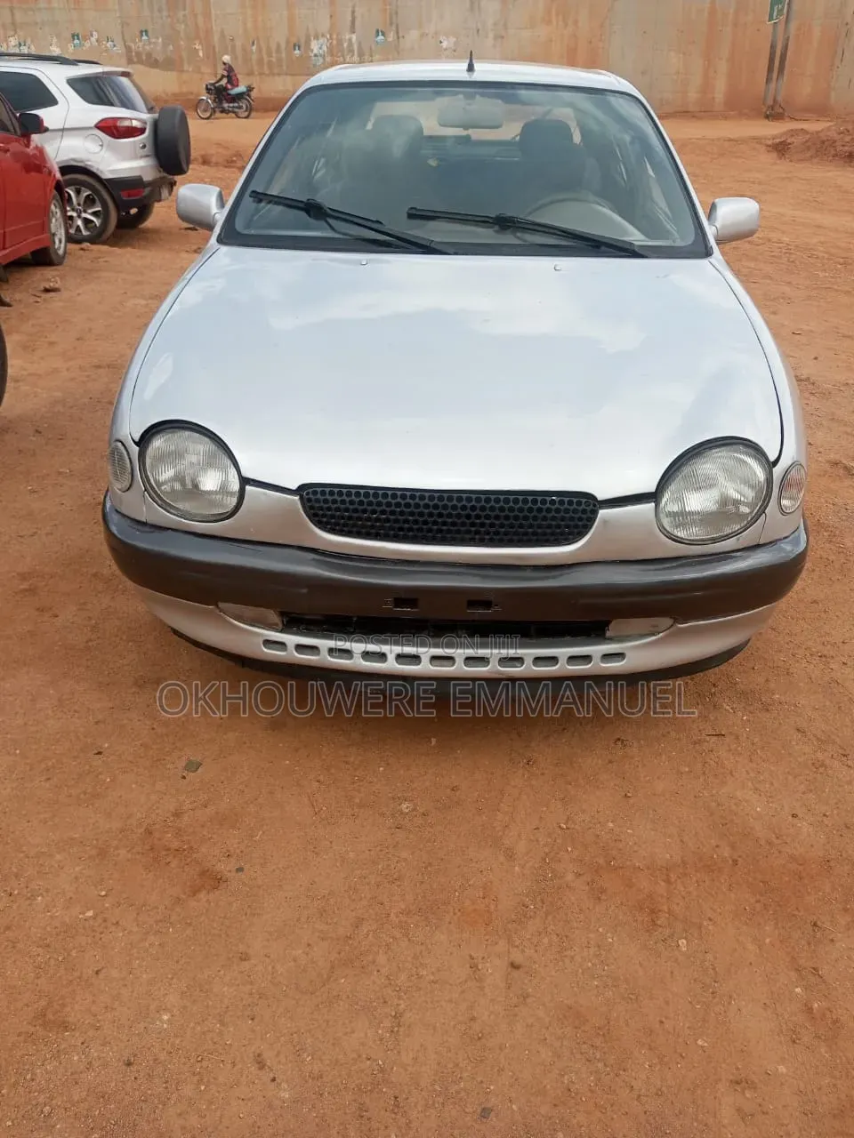 Toyota Corolla 2000 Silver