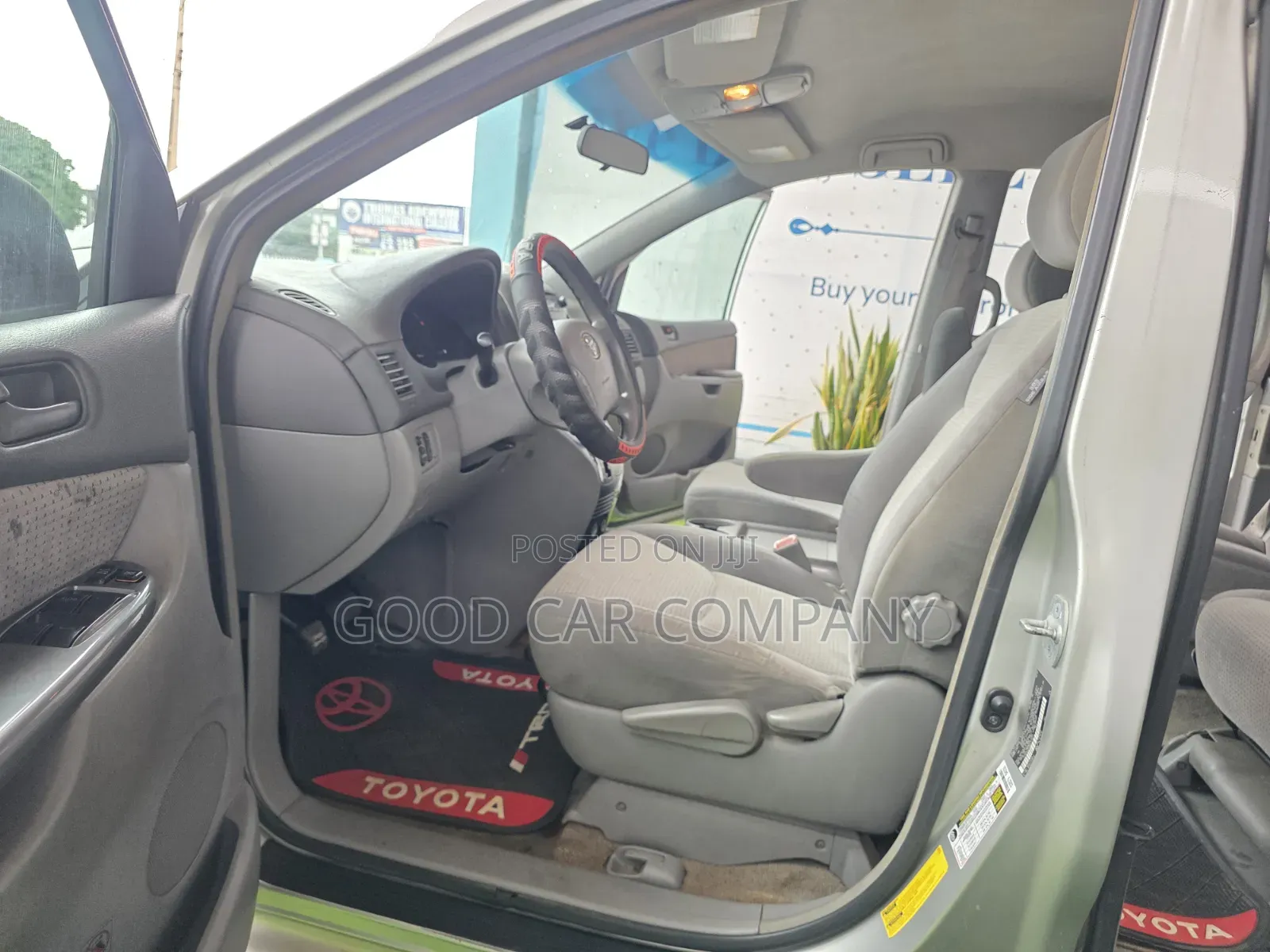 Toyota Sienna 2008 Gold