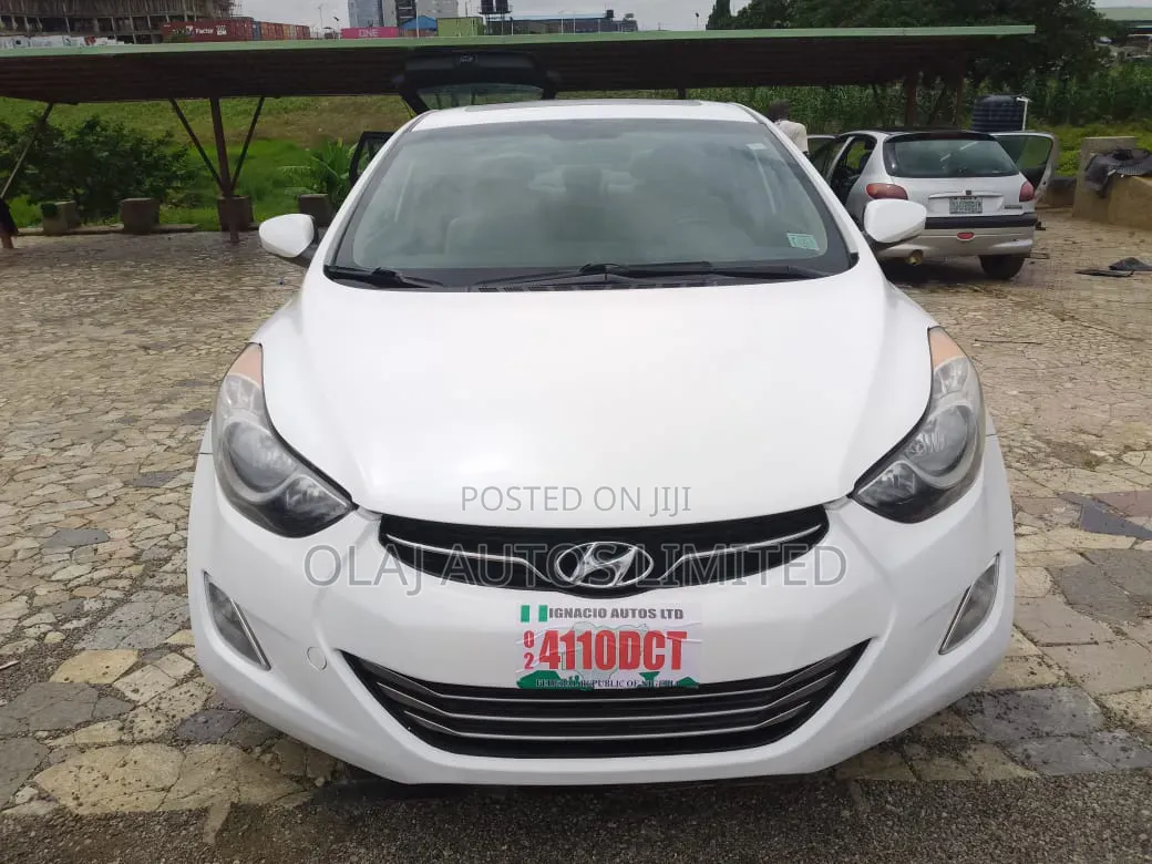 Hyundai Elantra 2015 White