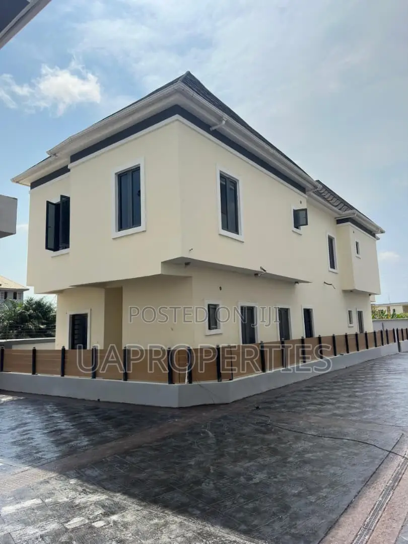 Furnished 4bdrm Duplex in Donald'S Court, Awoyaya for sale