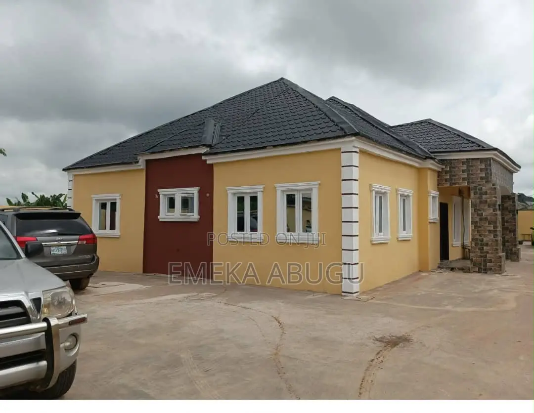 3bdrm Block of Flats in Ido for sale