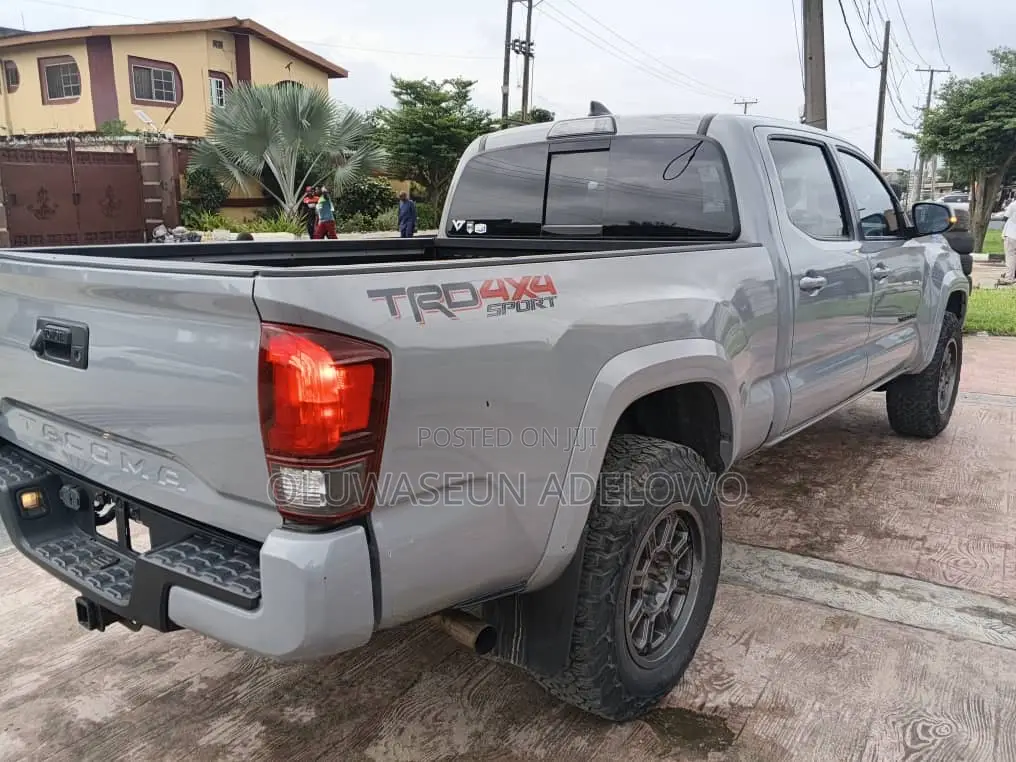 Toyota Tacoma Limited 2019 Gray