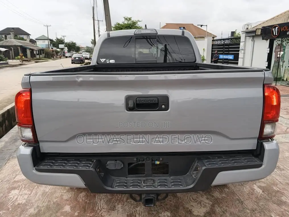 Toyota Tacoma Limited 2019 Gray