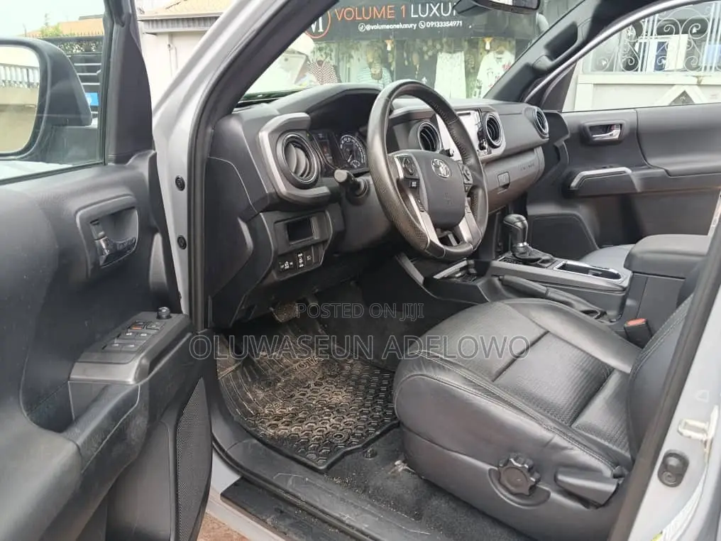 Toyota Tacoma Limited 2019 Gray