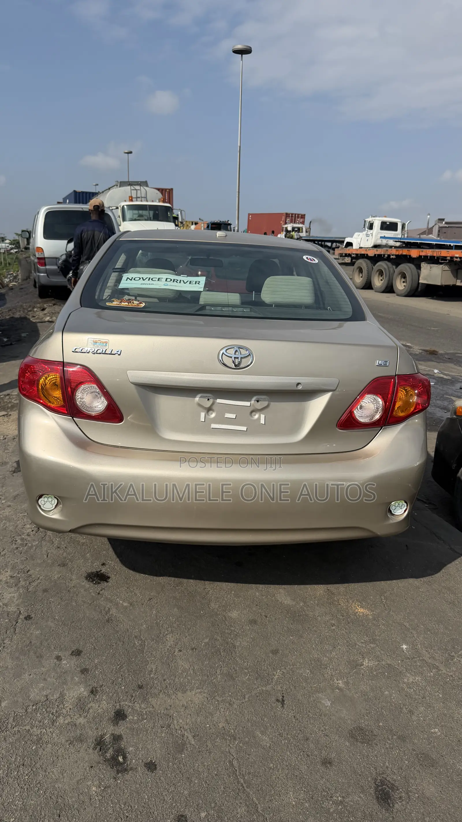 Toyota Corolla 2009 Gold