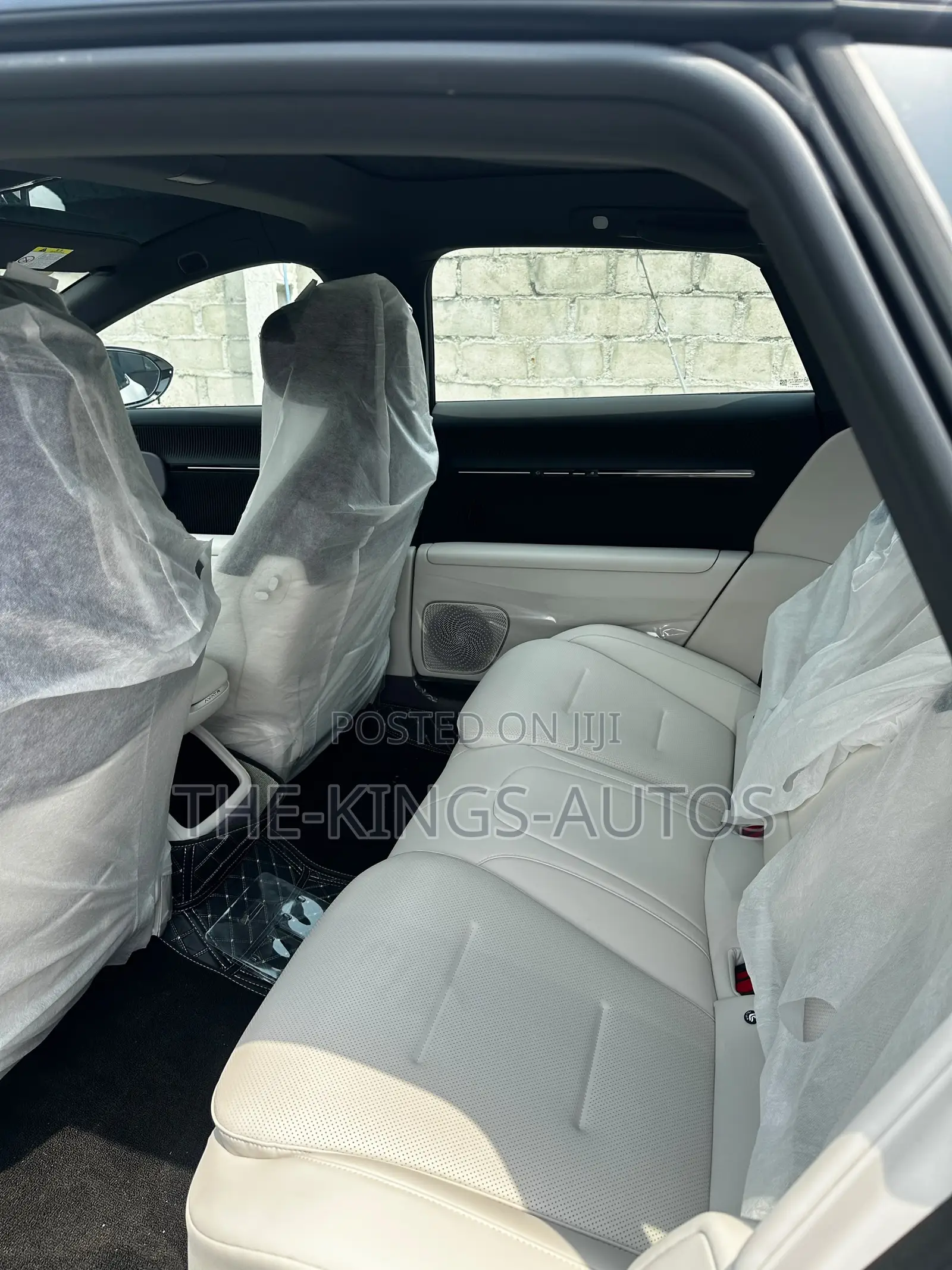 New Avatr 12 2025 White