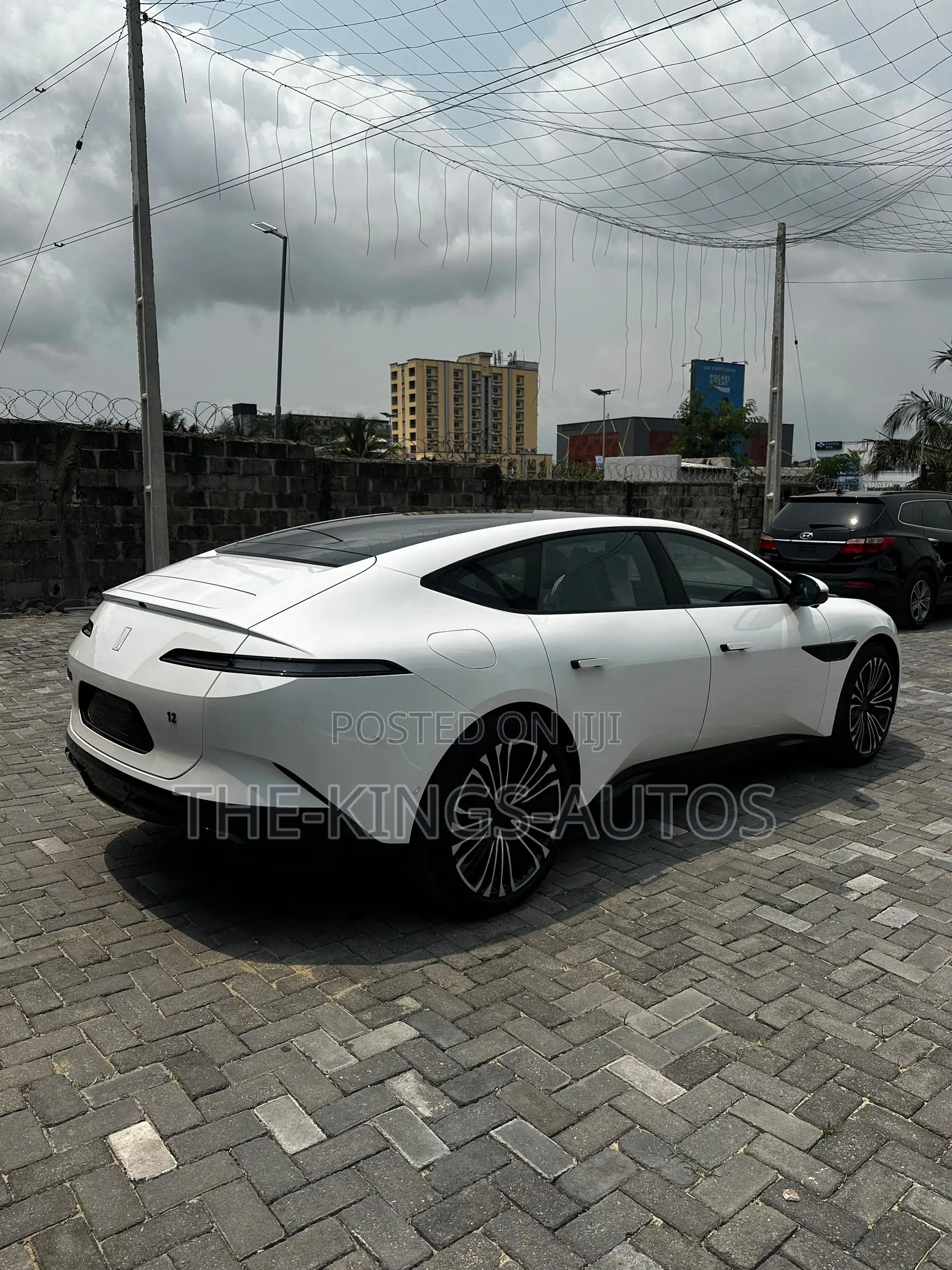 New Avatr 12 2025 White