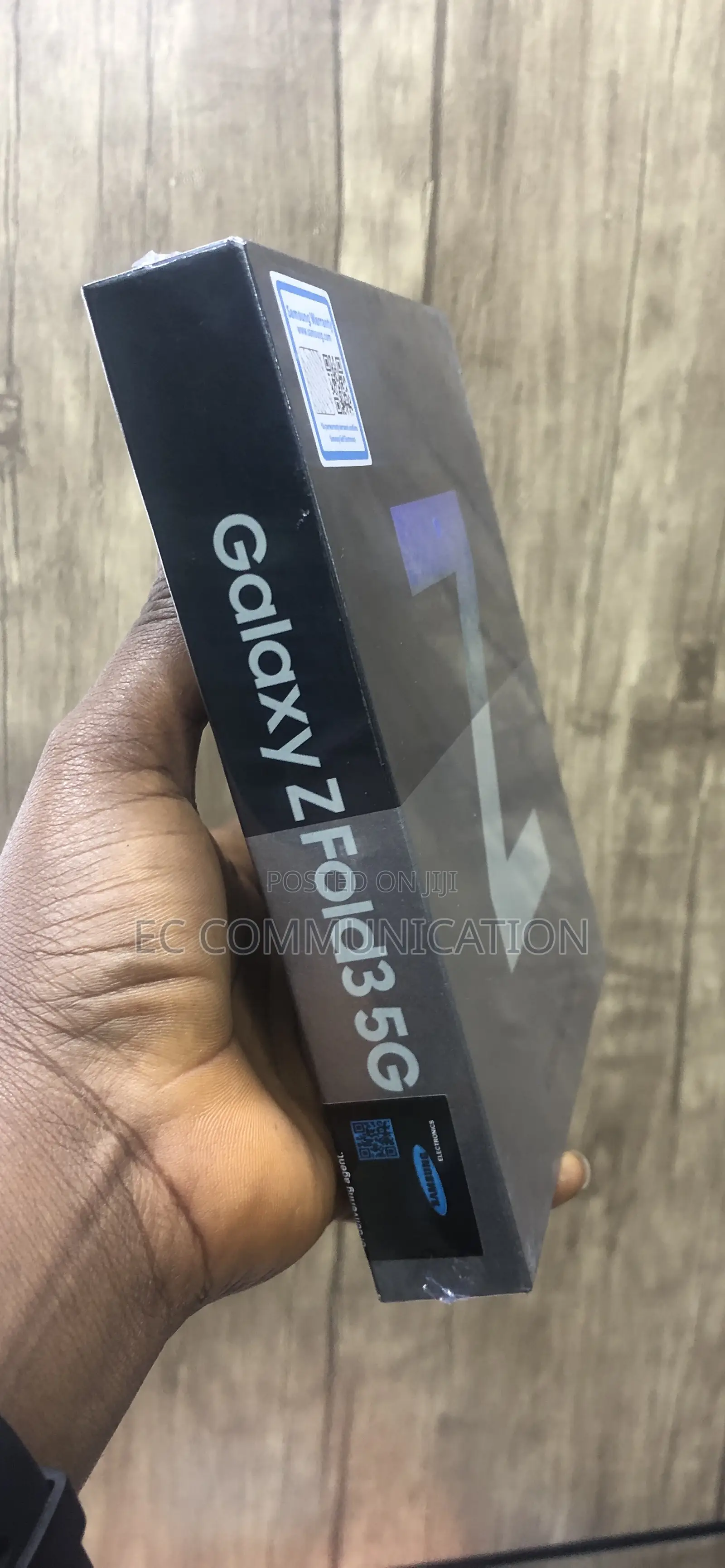 New Samsung Galaxy Fold 512 GB Silver