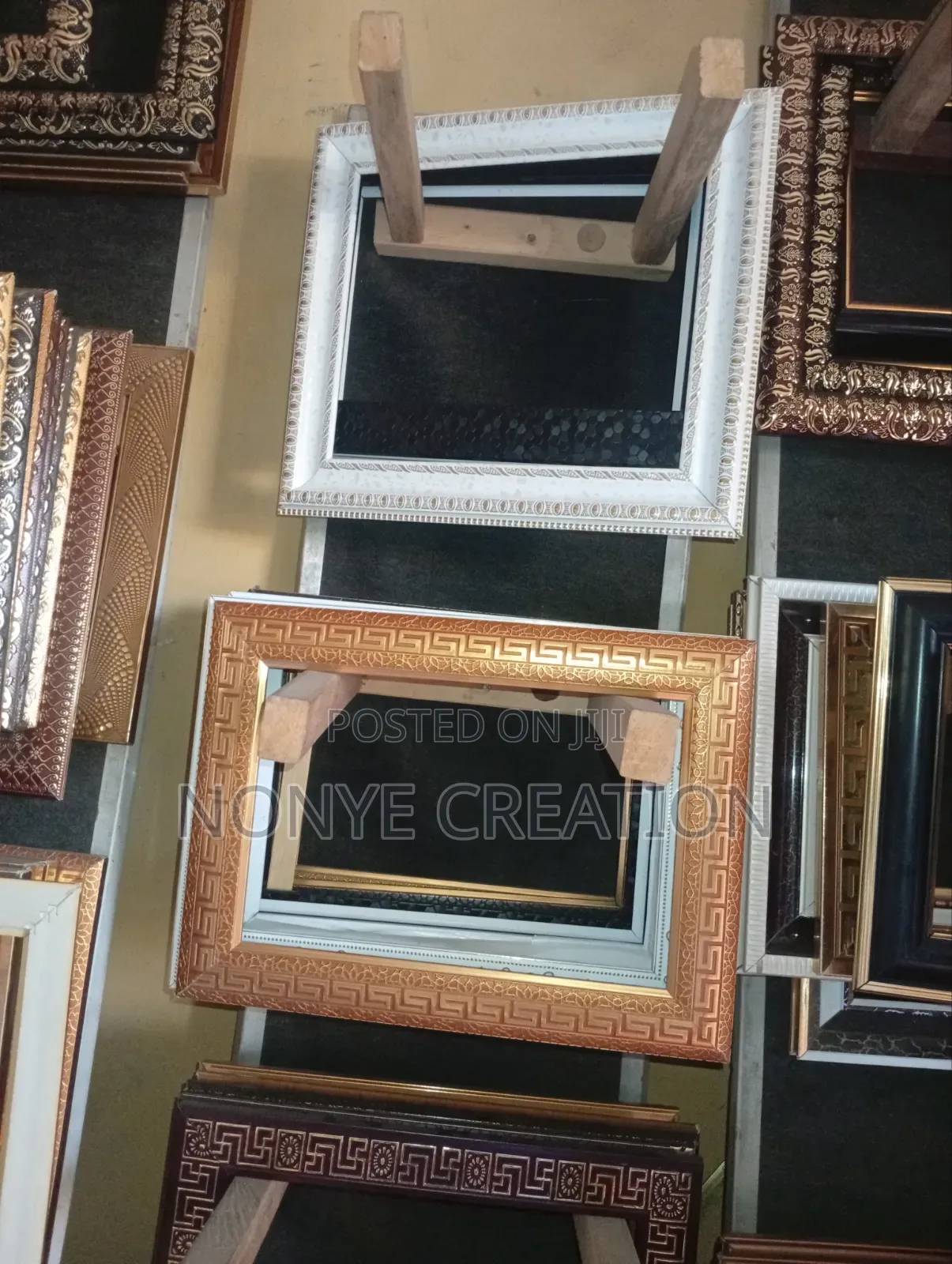 Wall Picture Frame (8/10in)