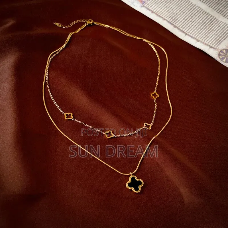 Women Nacklace Gold
