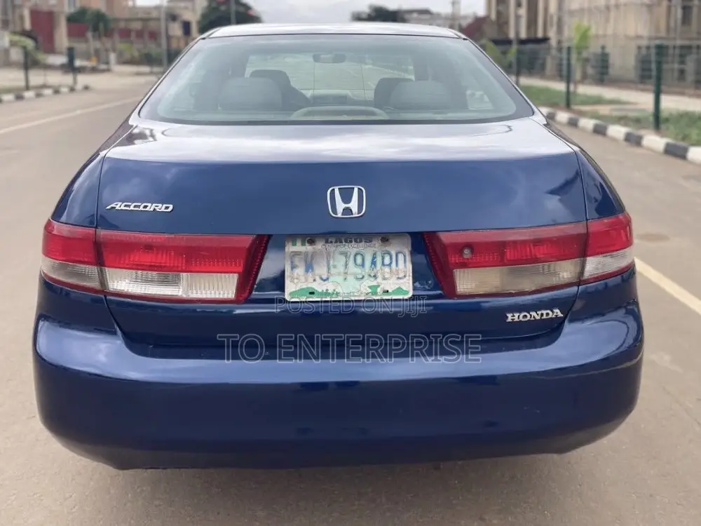 Honda Accord 2005 Blue