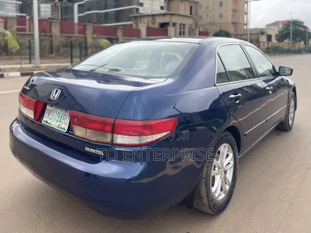 Honda Accord 2005 Blue