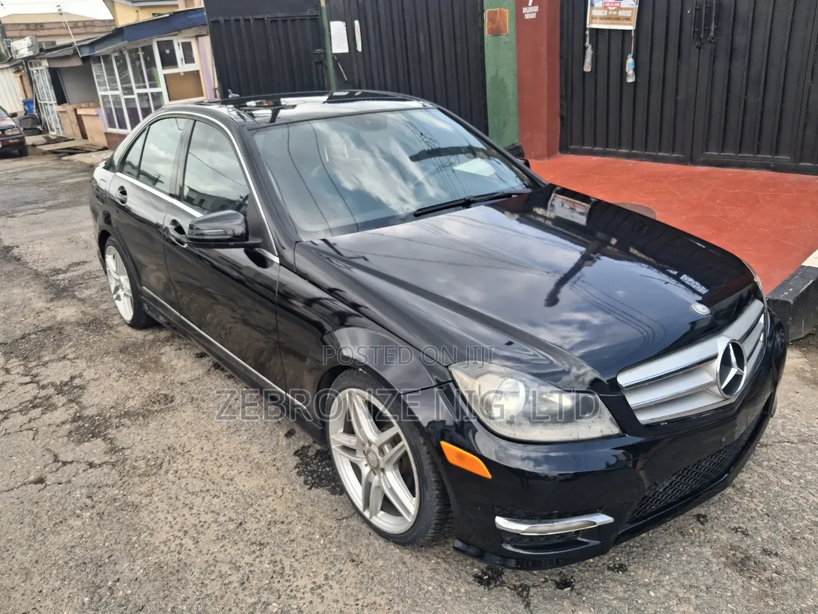 Mercedes-Benz C300 2013 Black
