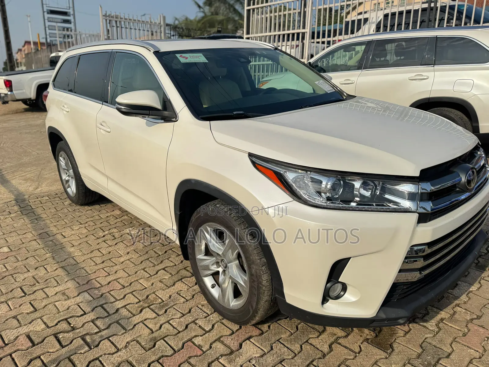 Toyota Highlander Limited 4x4 V6 (3.5L 6cyl 8A) 2017 White