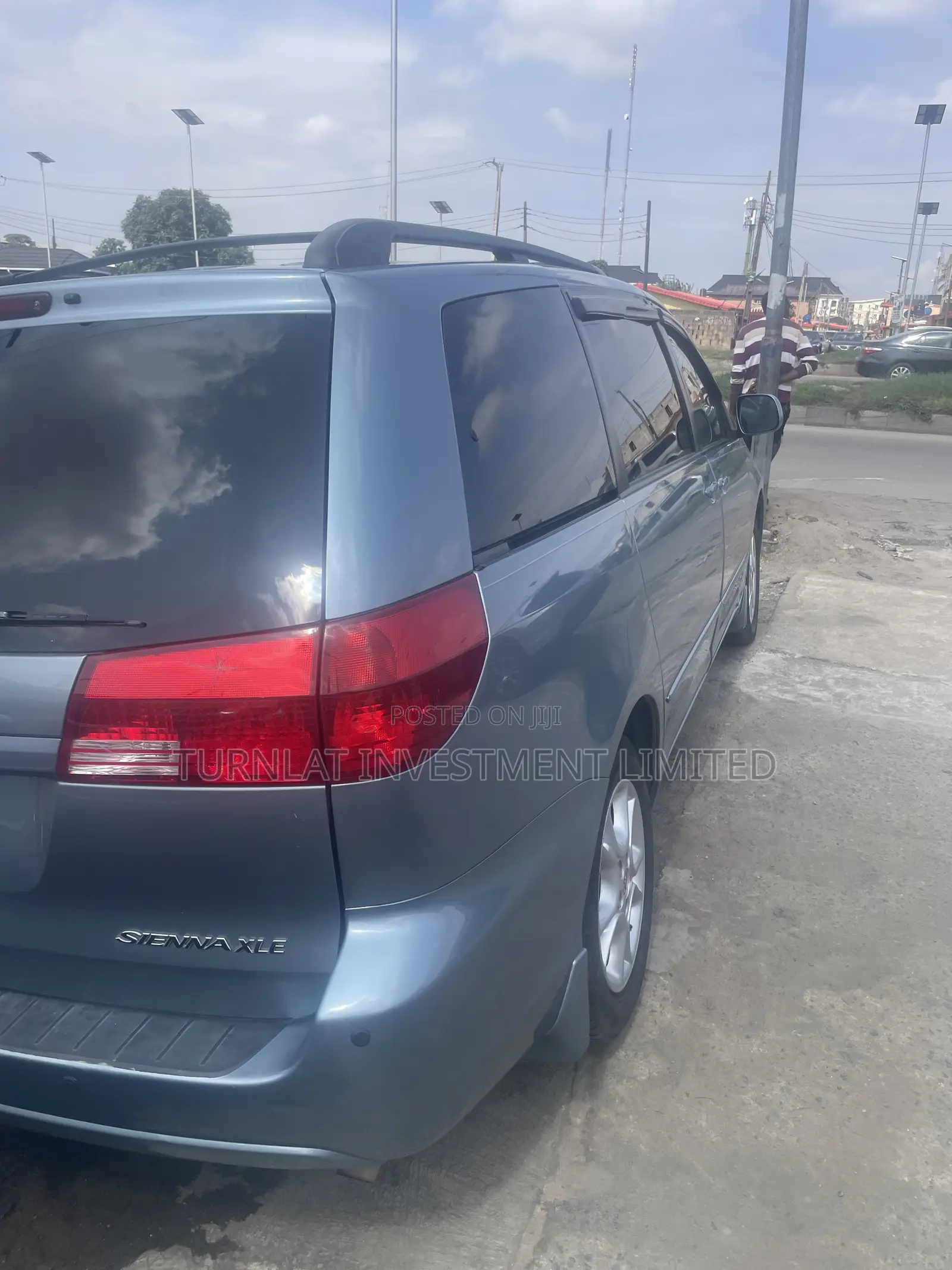 Toyota Sienna XLE 2005 Blue