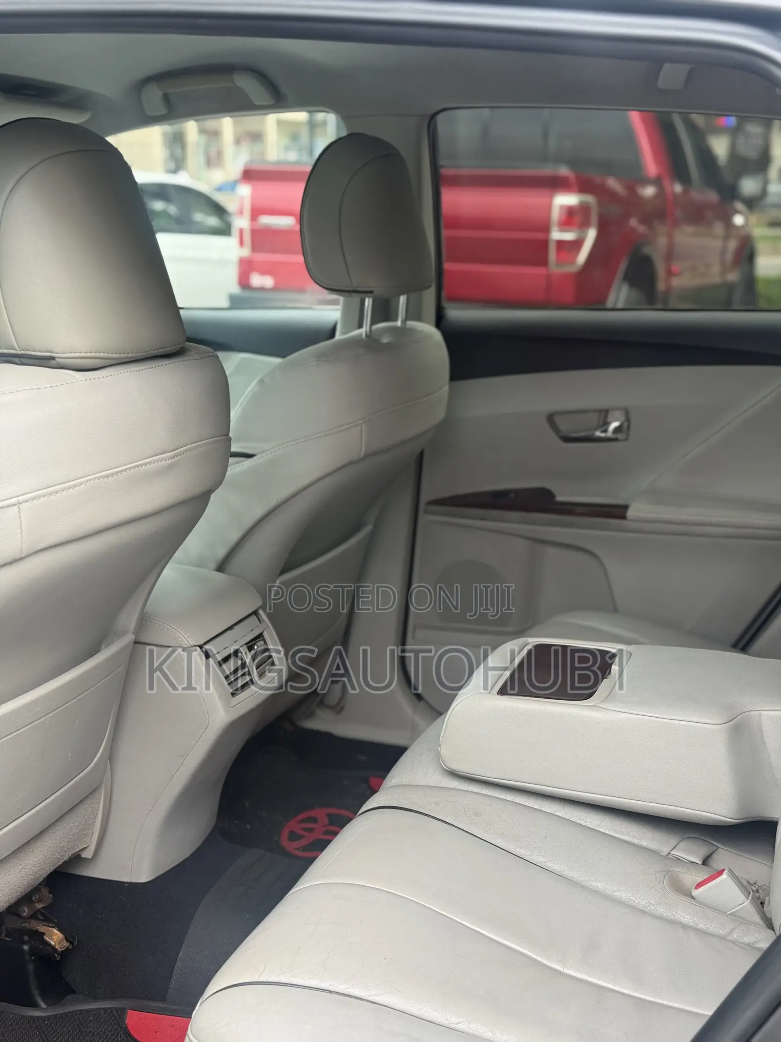 Toyota Venza 2010 Gray