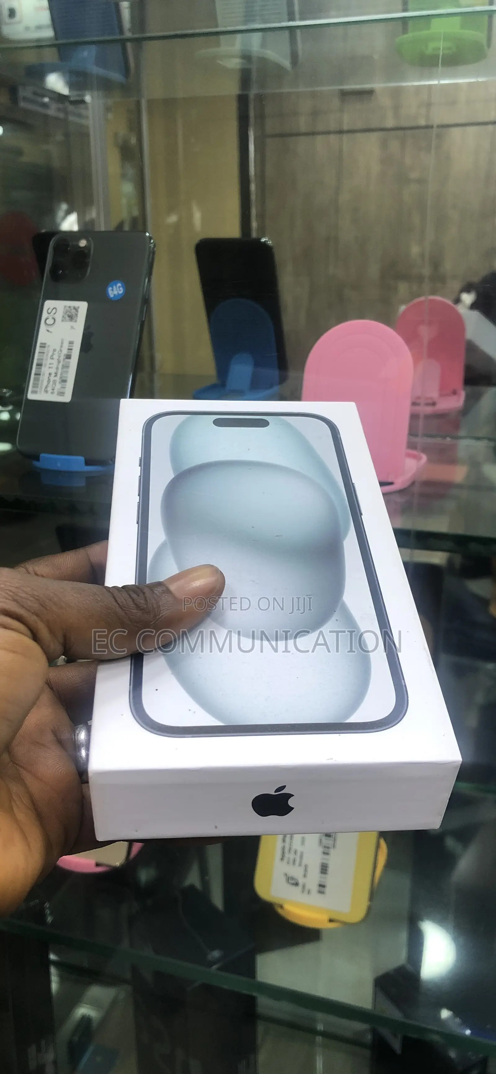 New Apple iPhone 15 128 GB Black