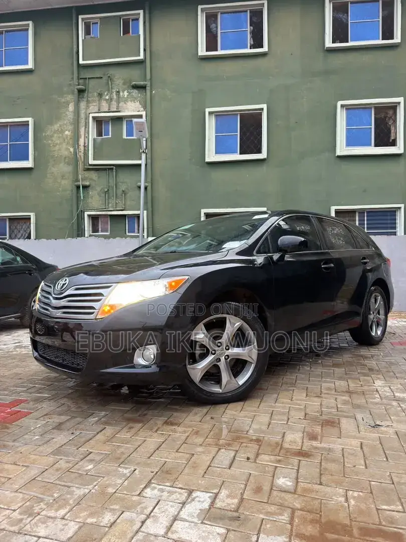 Toyota Venza Limited 2012 Beige