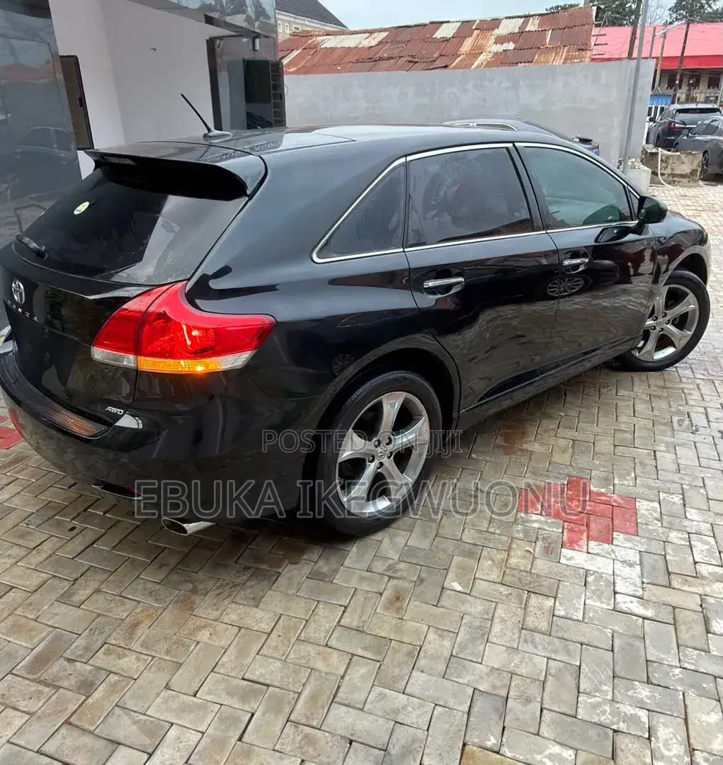 Toyota Venza Limited 2012 Beige