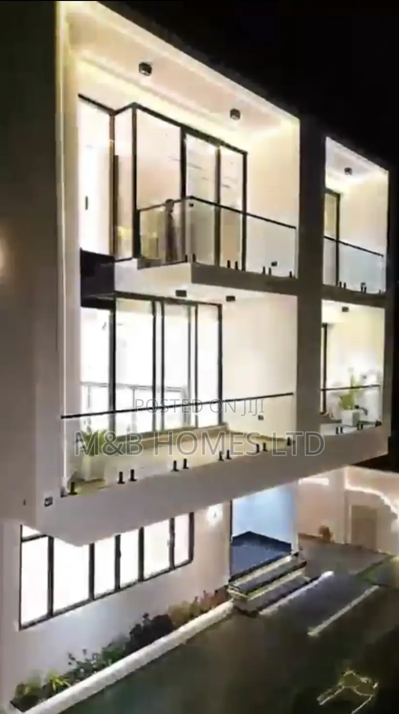 Furnished 5bdrm Duplex in Apo Resettlement for sale