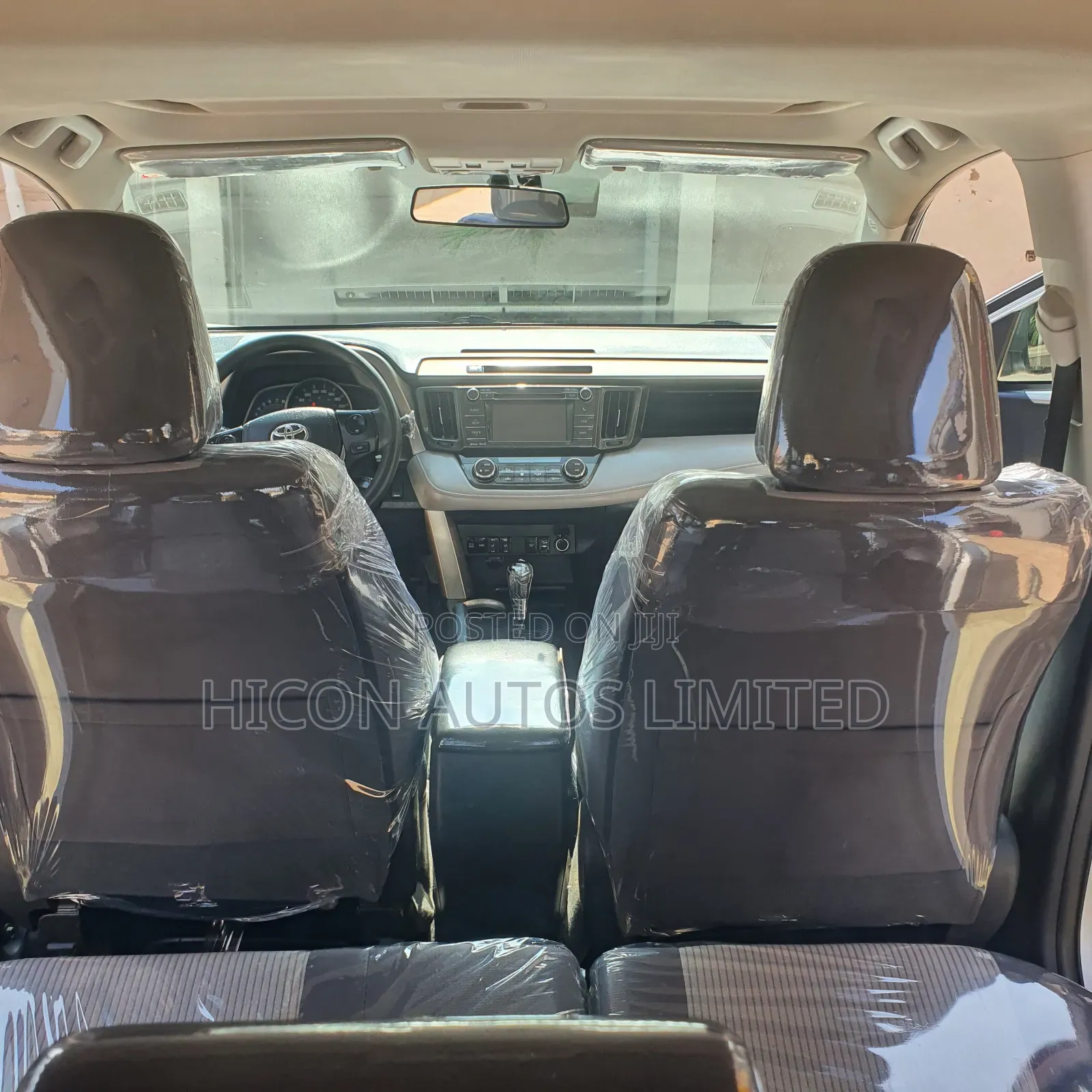 Toyota RAV4 XLE AWD (2.5L 4cyl 6A) 2013 Silver