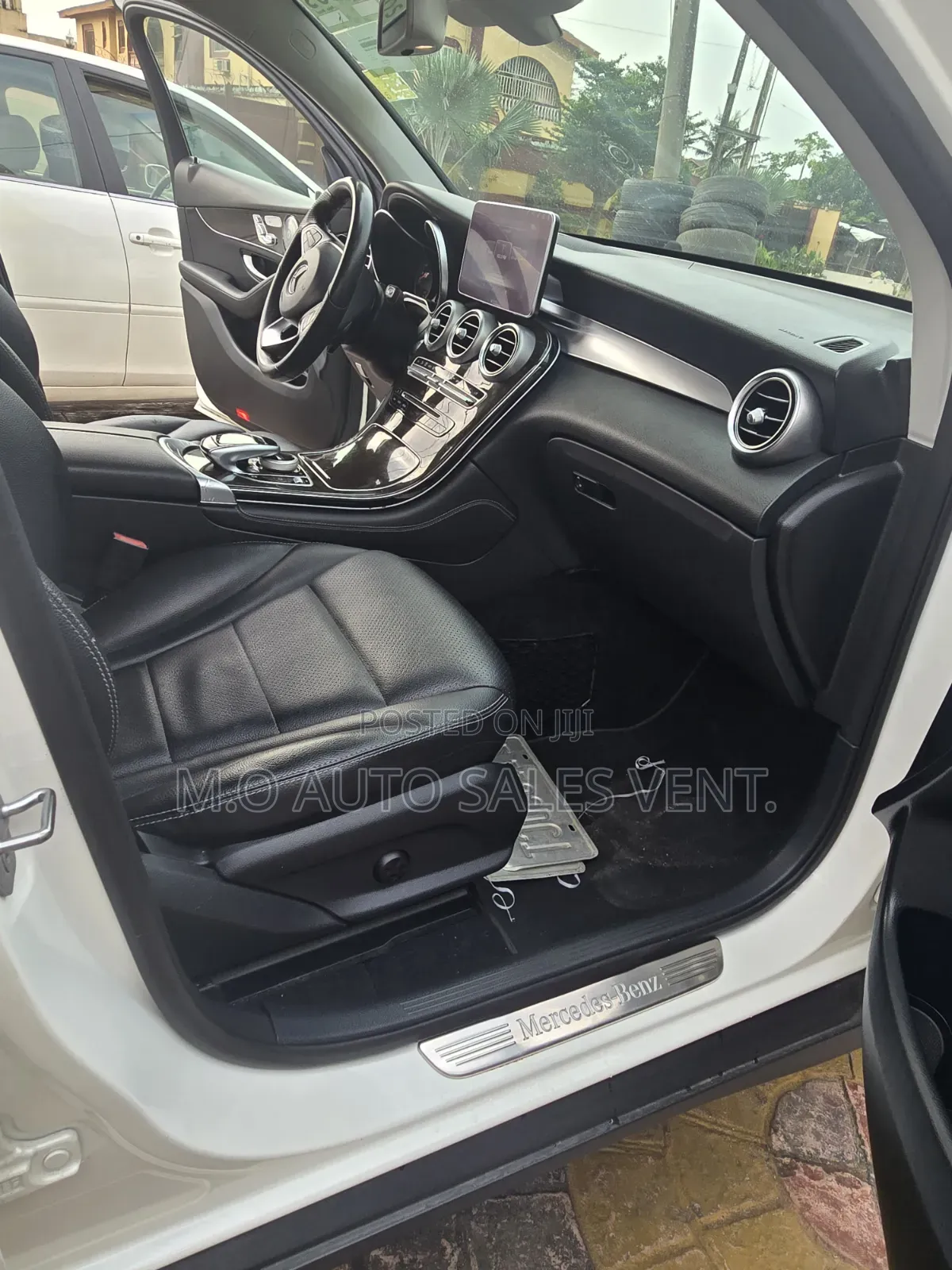 Mercedes-Benz GLC-Class 2017 White