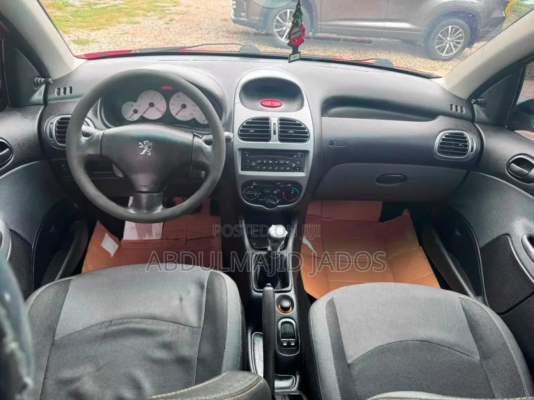 Peugeot 206 2005 Red