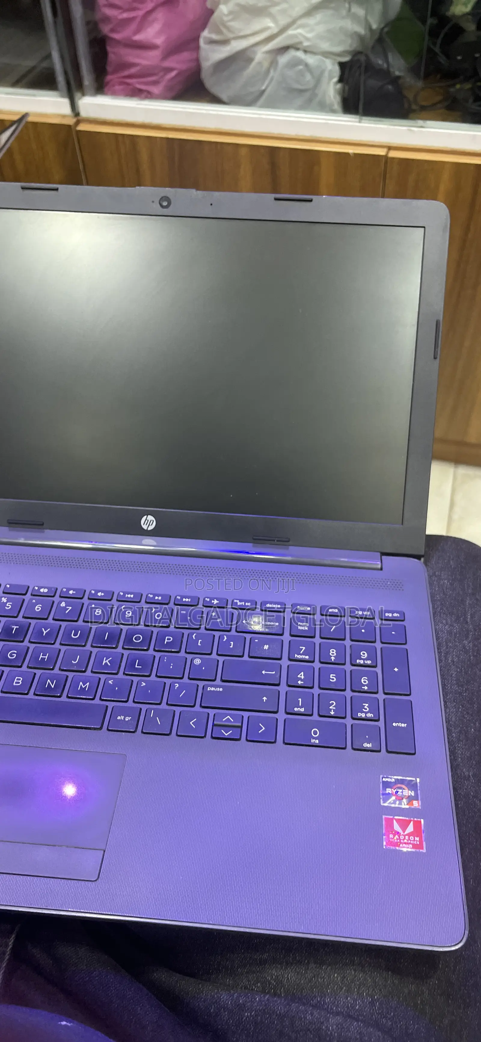 Laptop HP 255 G8 8GB AMD Ryzen 5 SSD 256GB