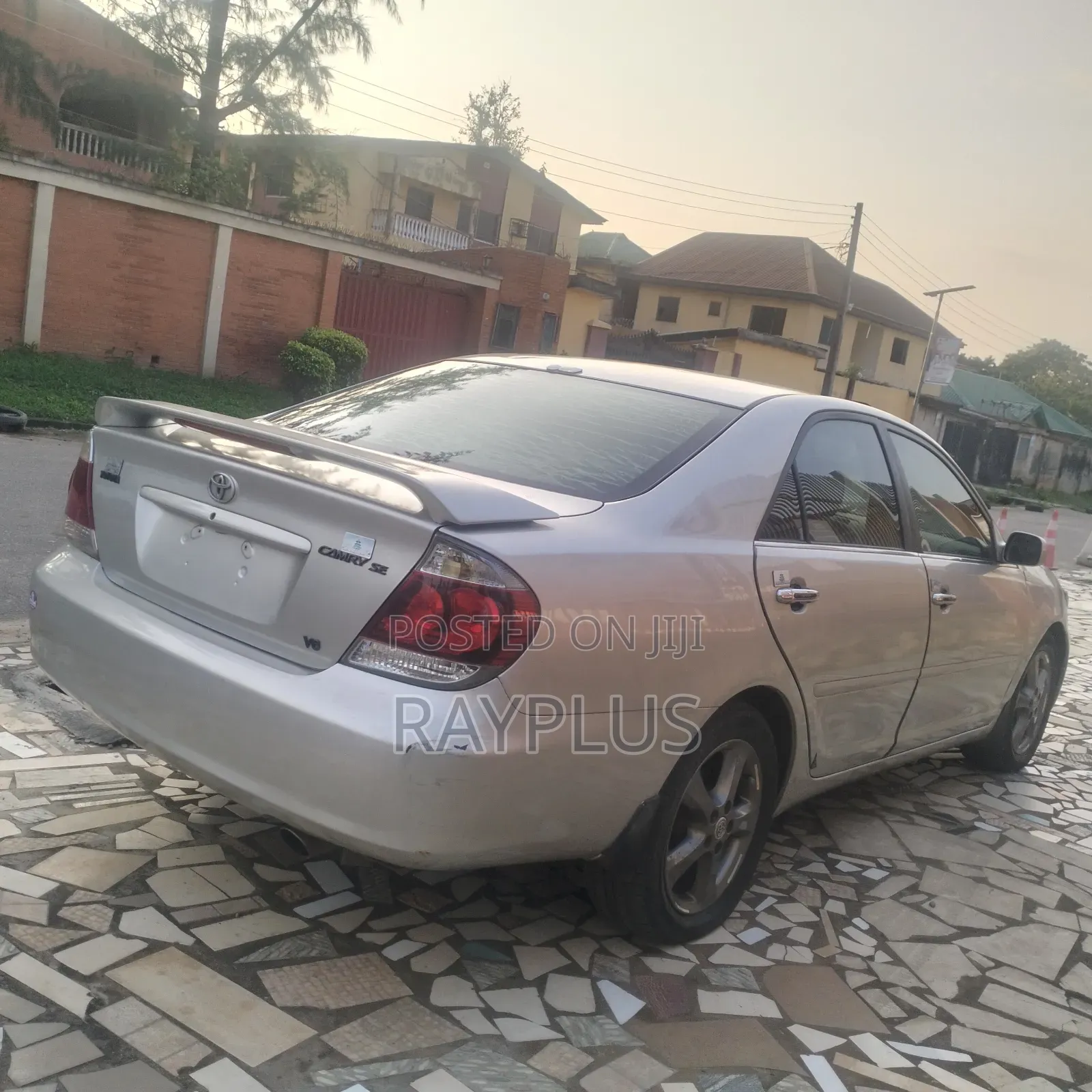 Toyota Camry 2005 Silver