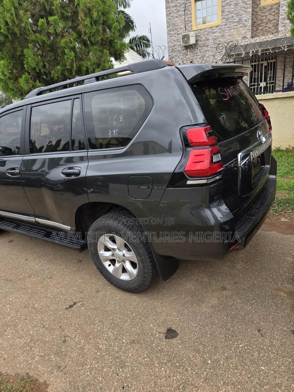 Toyota Land Cruiser Prado 2012 Brown