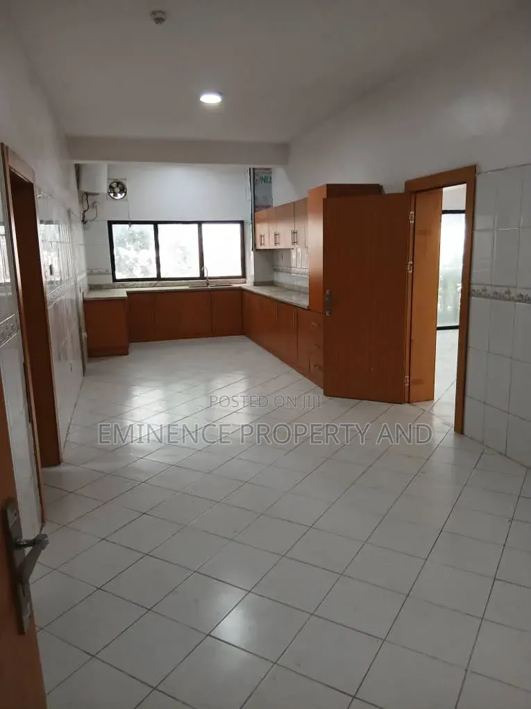 3bdrm Apartment in VGC / Ajah for rent