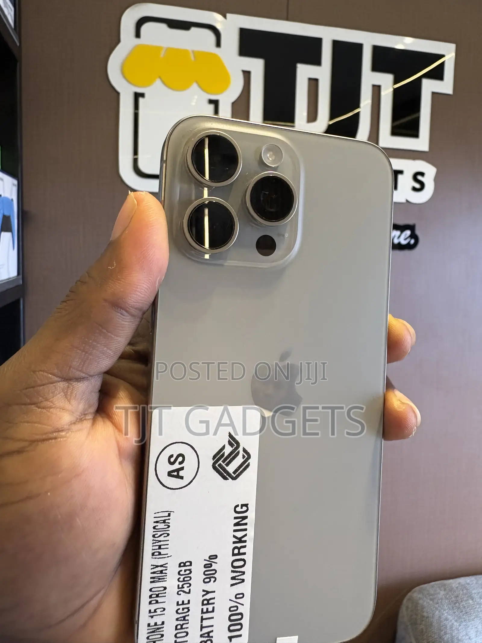 Apple iPhone 15 Pro Max 256 GB