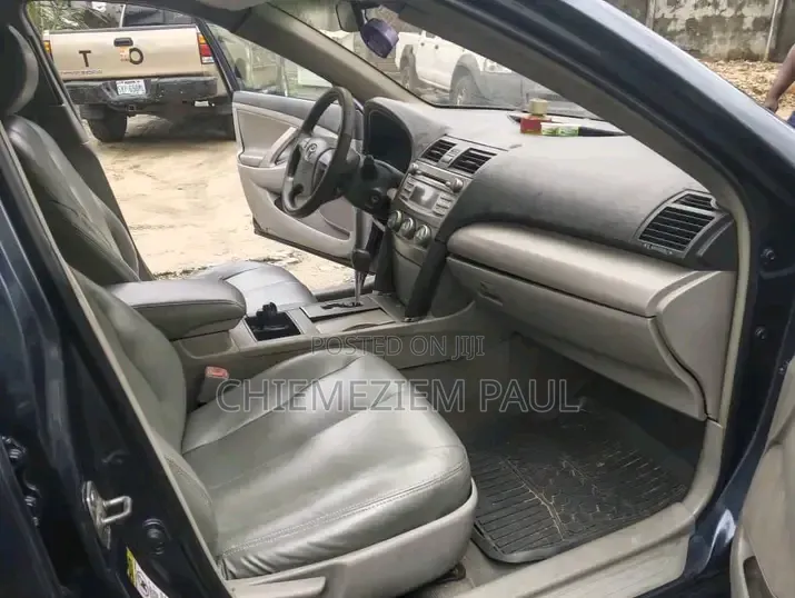 Toyota Camry 2009 Blue
