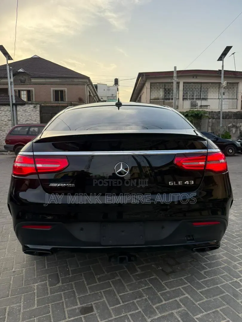 Mercedes-Benz GLE-Class 2017 Black
