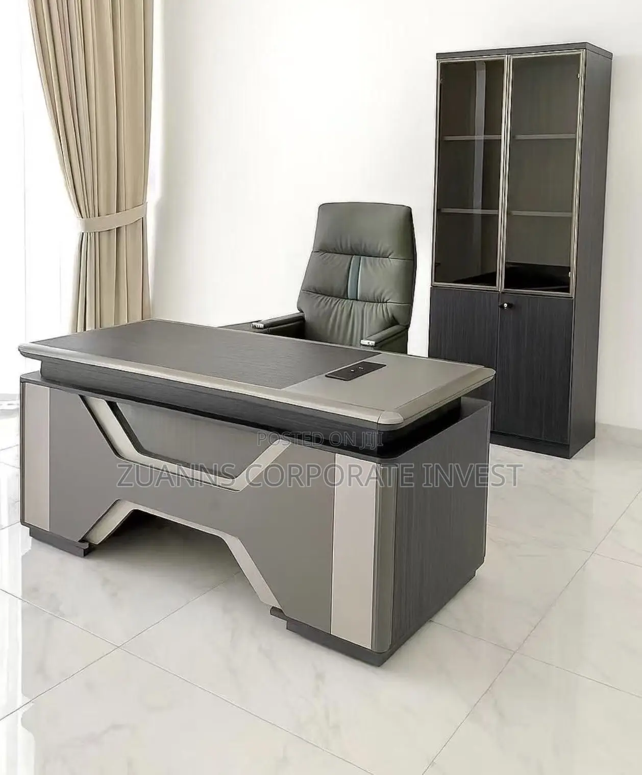 Modern Luxury Executive Office Desk