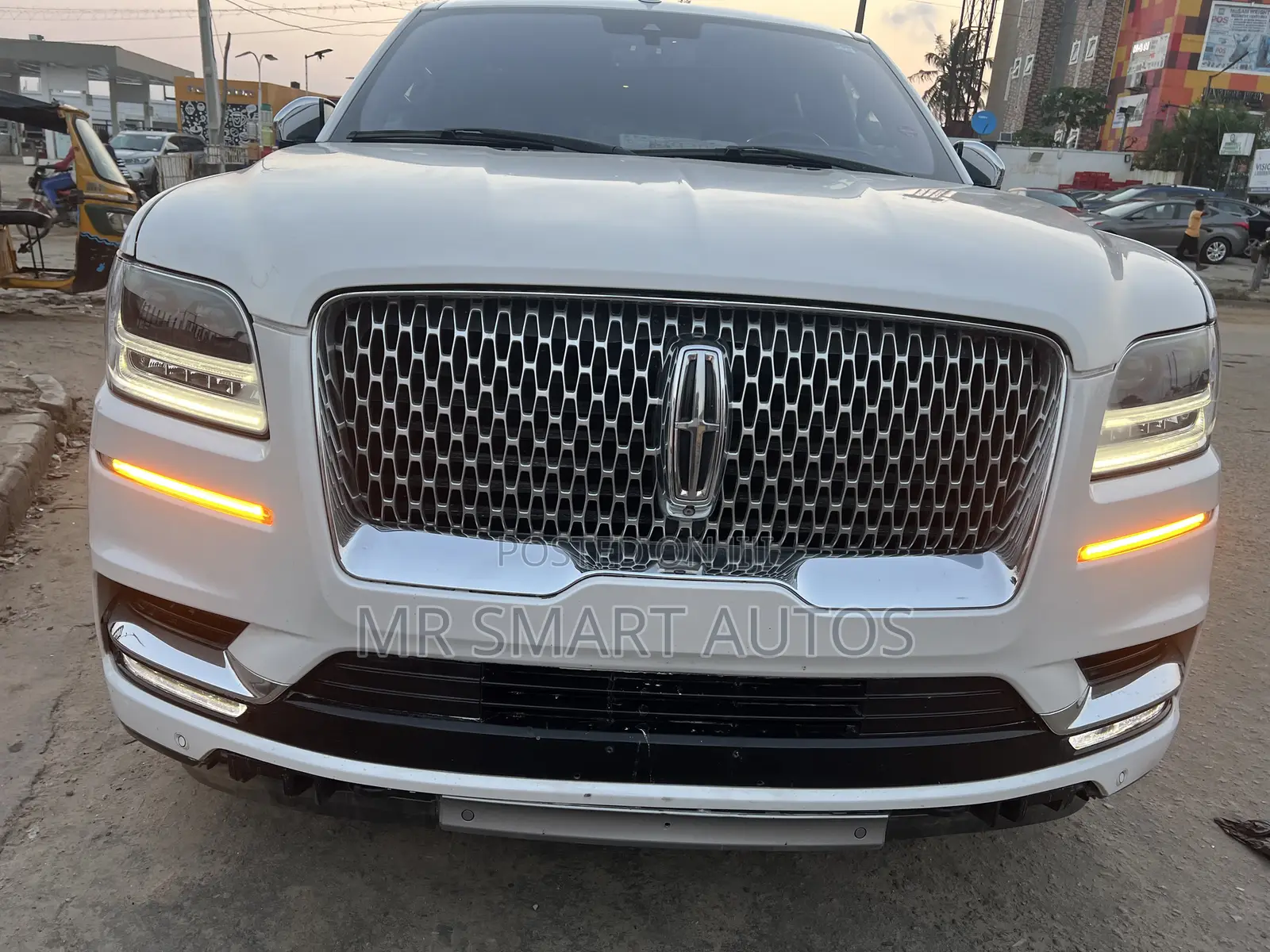 Lincoln Navigator L 2023 White