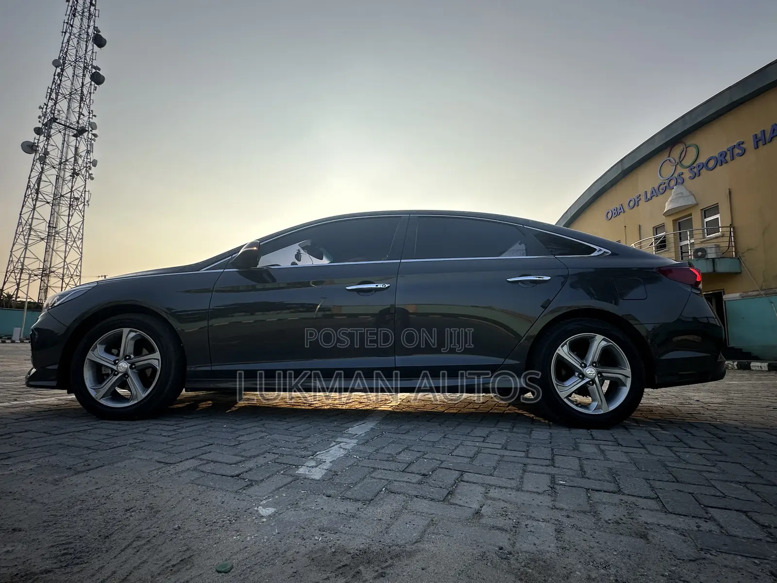 Hyundai Sonata Sport 2.0T Sedan FWD (2.0L 4cyl 6A) 2017 Gray